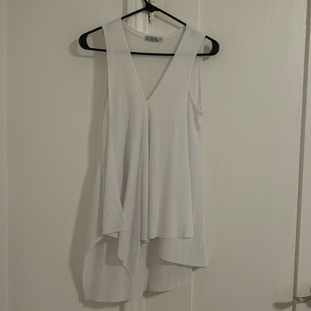 Flows Sleeveless Tank